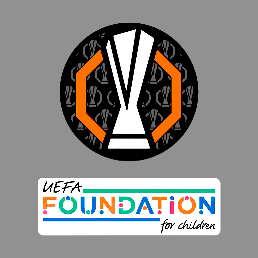 24/25 Insignias de la UEFA Europa League y de la Fundación UEFA